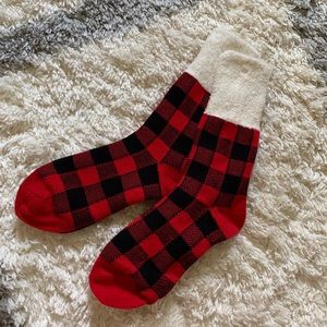 🌟🌟FREE WITH PURCHASE! Fuzzy Buffalo Plaid Socks